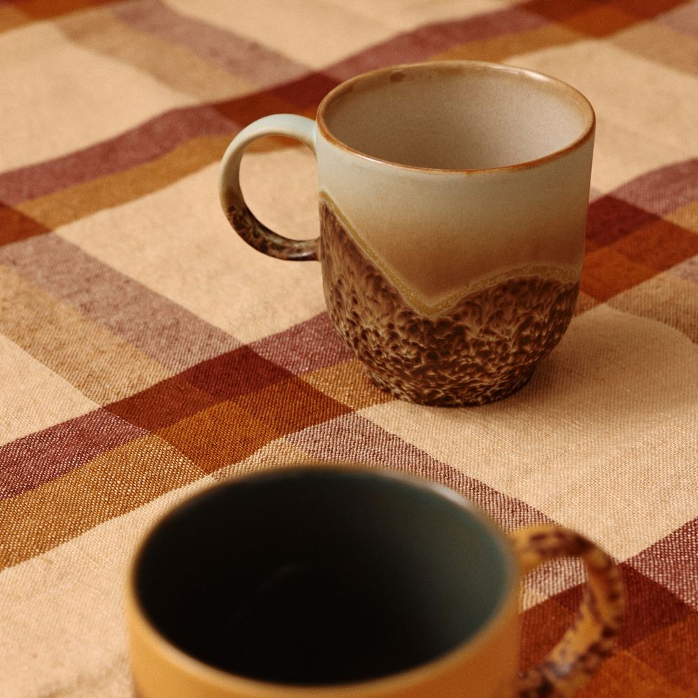 Béžovo-hnědý hrnek Coffee 70s Shell - 10*7*8cm / 250 ml HKLIVING Béžovo-hnědý hrnek Coffee 70s Shell - 10*7*8cm / 250 ml HKLIVING