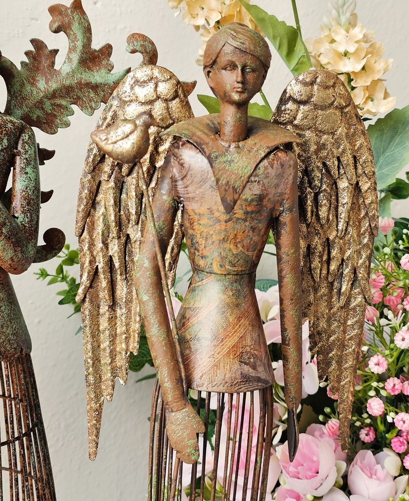 Hnědo-zlatá antik kovová dekorace anděl Aniel Brocante - 17*15*54 cm Clayre & Eef Hnědo-zlatá antik kovová dekorace anděl Aniel Brocante - 17*15*54 cm Clayre & Eef