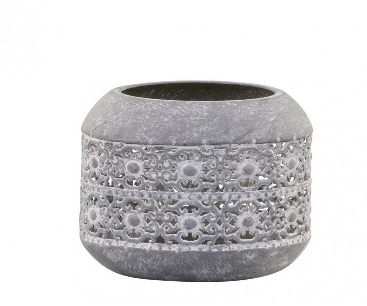 Zinkový antik kovový svícen zdobený květy Aiglé - Ø 10*8 cm Chic Antique