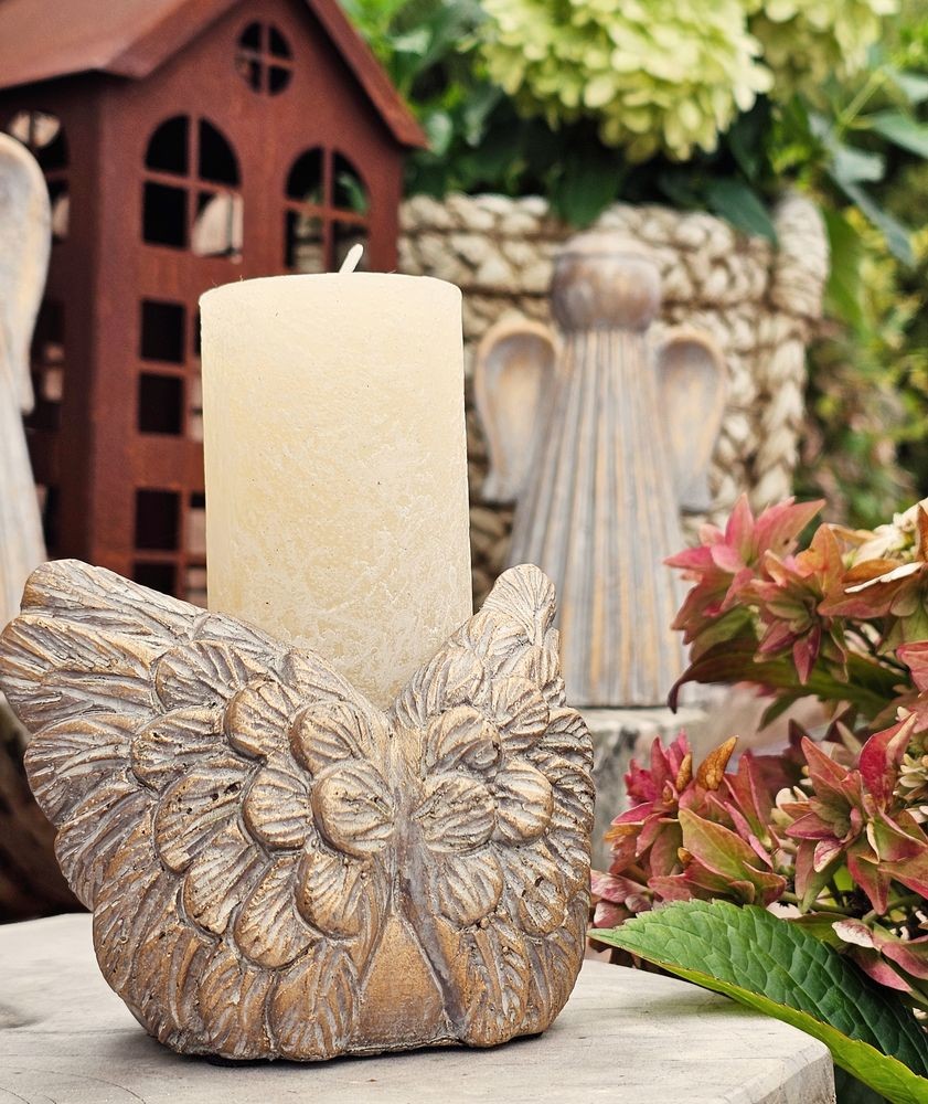 Zlatý antik cementový svícen andělská křídla Angel Wings Gold - 11*9*8 cm daan kromhout Zlatý antik cementový svícen andělská křídla Angel Wings Gold - 11*9*8 cm daan kromhout