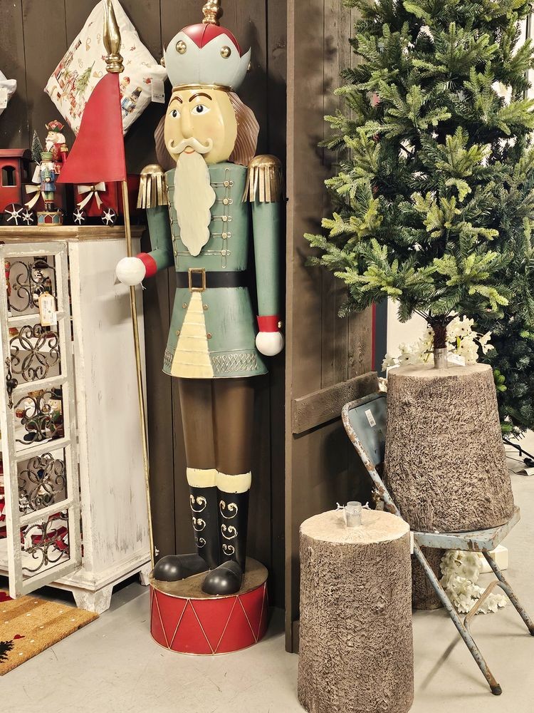Hnědý stojan na stromek ve tvaru pařezu Christmas Tree - Ø 41*53 cm Clayre & Eef Hnědý stojan na stromek ve tvaru pařezu Christmas Tree - Ø 41*53 cm Clayre & Eef