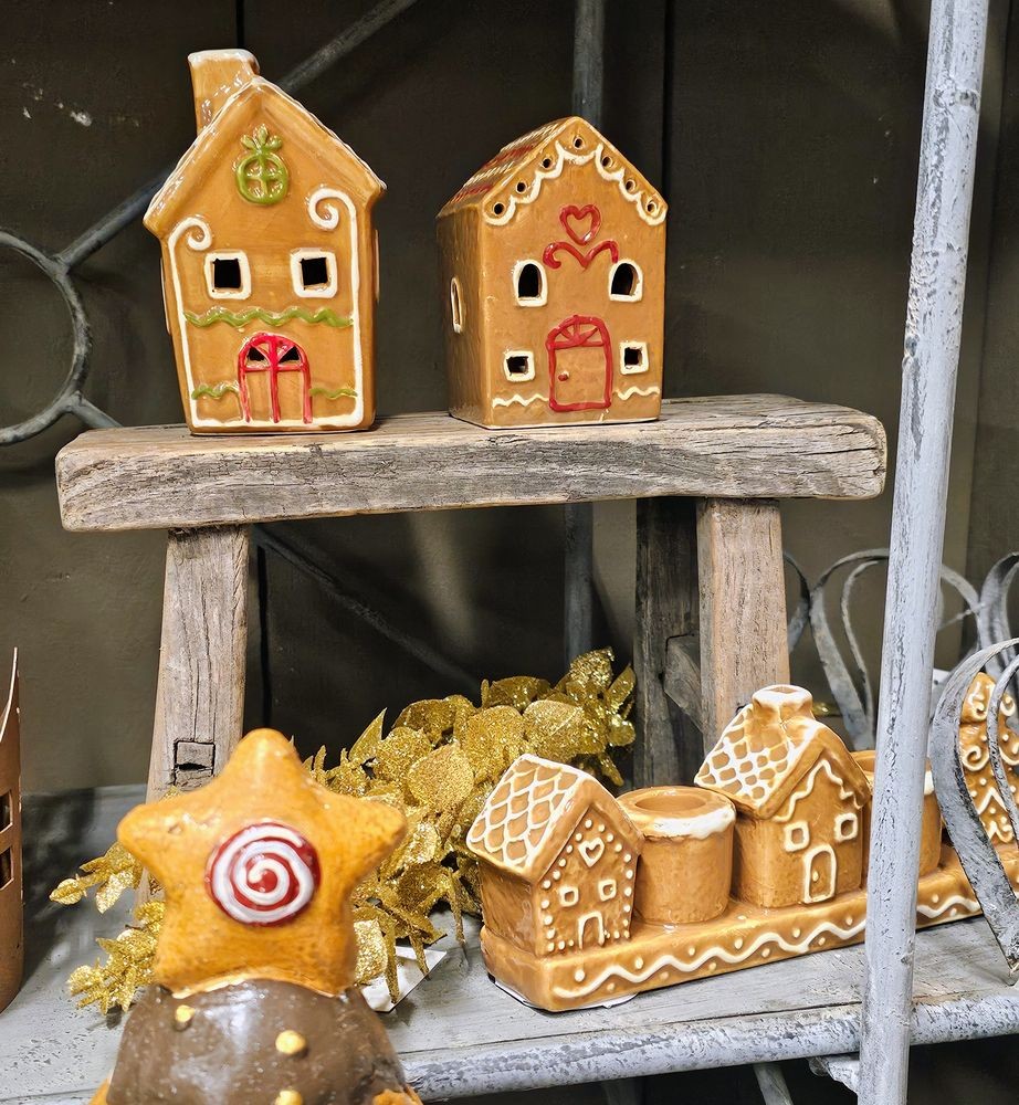 Perníková LED chaloupka Gingerbread Cott - 7*6*9 cm Clayre & Eef Perníková LED chaloupka Gingerbread Cott - 7*6*9 cm Clayre & Eef