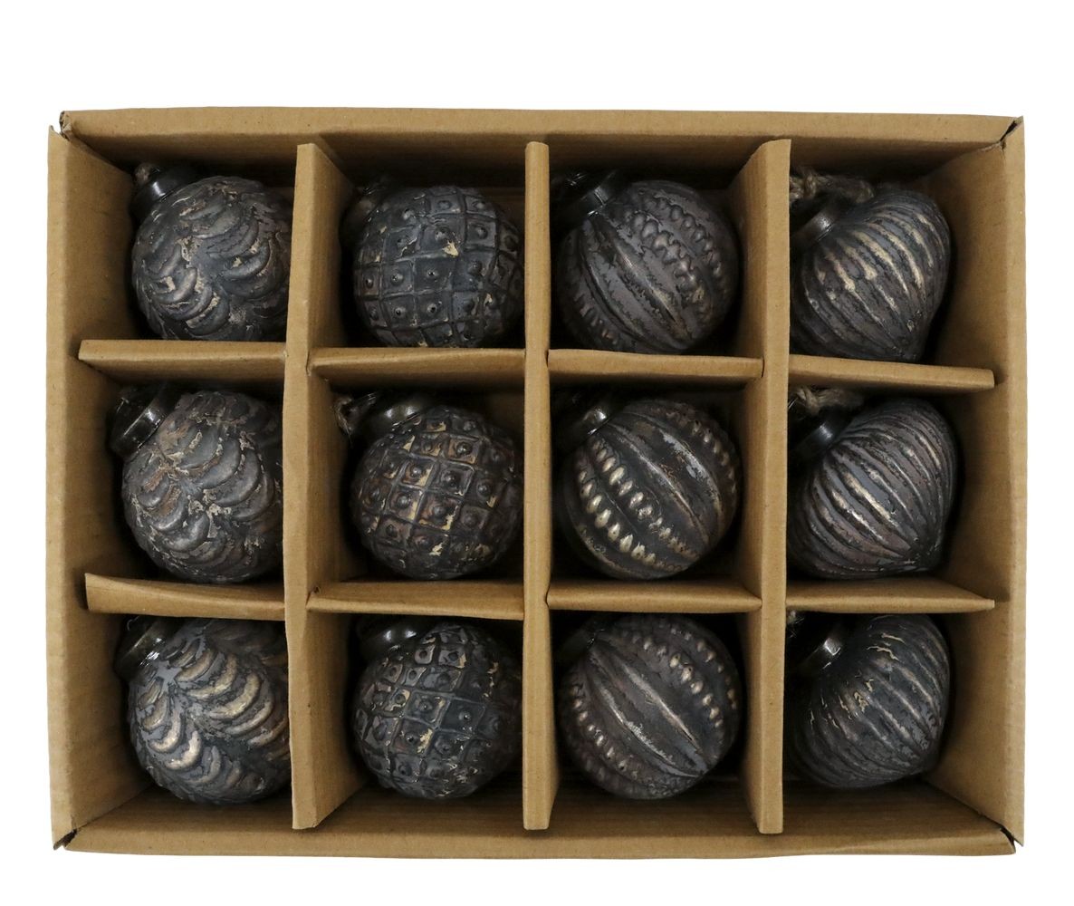 12ks mocca antik skleněná vánoční ozdoba koule ChicAnt - Ø 5,5*6 cm Chic Antique 12ks mocca antik skleněná vánoční ozdoba koule ChicAnt - Ø 5,5*6 cm Chic Antique