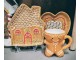 Keramický talířek perníková chaloupka Gingerbread Cott - 20*18*3 cm Clayre & Eef