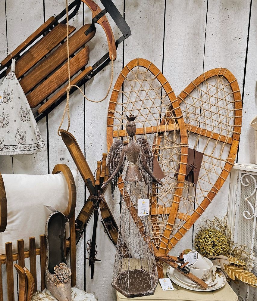 Hnědá antik dekorace sněžnice Snowshoes Vintage - 106*39*8 cm Clayre & Eef Hnědá antik dekorace sněžnice Snowshoes Vintage - 106*39*8 cm Clayre & Eef