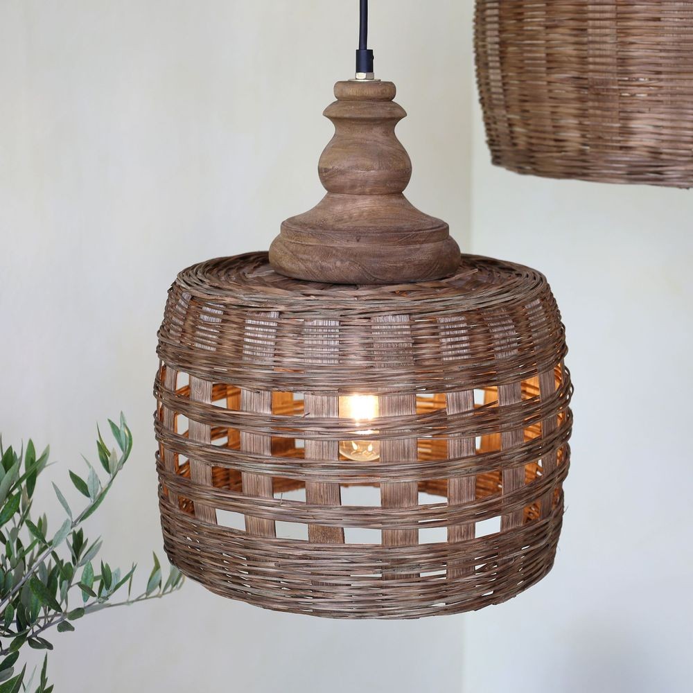 Přírodní antik závěsné světlo lampa z proutěného ratanu - Ø 31*38cm/ E27/ 25W Chic Antique Přírodní antik závěsné světlo lampa z proutěného ratanu - Ø 31*38cm/ E27/ 25W Chic Antique