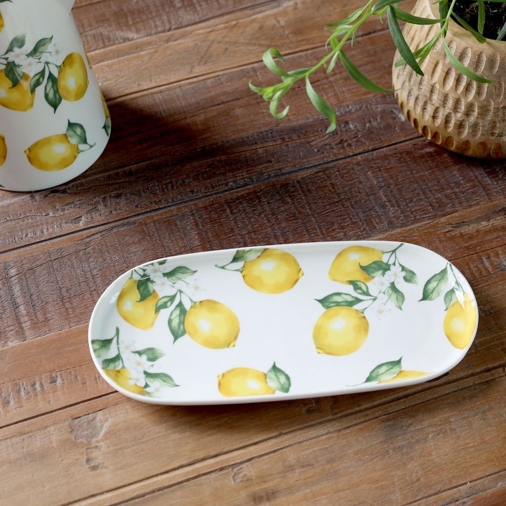 Porcelánový tácek s citróny Maison Limone Blossom - 25*11*2 cm Chic Antique Porcelánový tácek s citróny Maison Limone Blossom - 25*11*2 cm Chic Antique