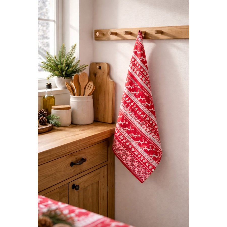 Červená bavlněná utěrka s jeleny Nordic Christmas New - 50*85 cm Clayre & Eef Červená bavlněná utěrka s jeleny Nordic Christmas New - 50*85 cm Clayre & Eef
