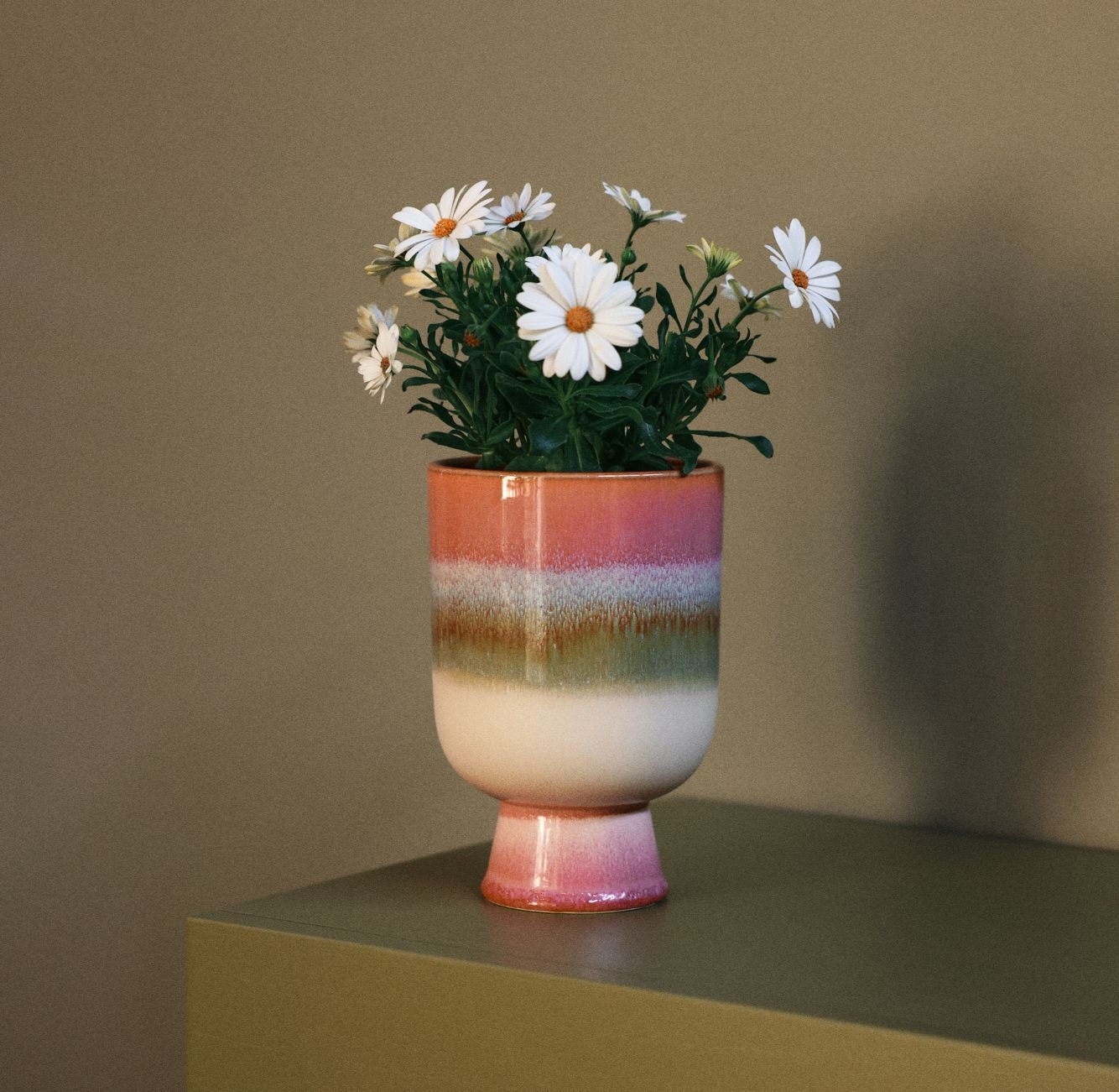 Růžový kameninový obal na květináč Retro Rosefield - Ø 13*19,5 cm HKLIVING Růžový kameninový obal na květináč Retro Rosefield - Ø 13*19,5 cm HKLIVING