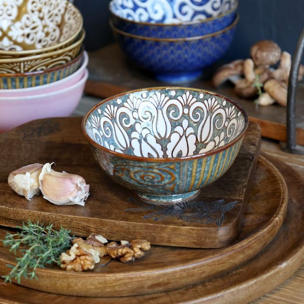 Opálová porcelánová miska s květy uvnitř Arés - Ø 12*5,5 cm / 300 ml Chic Antique Opálová porcelánová miska s květy uvnitř Arés - Ø 12*5,5 cm / 300 ml Chic Antique