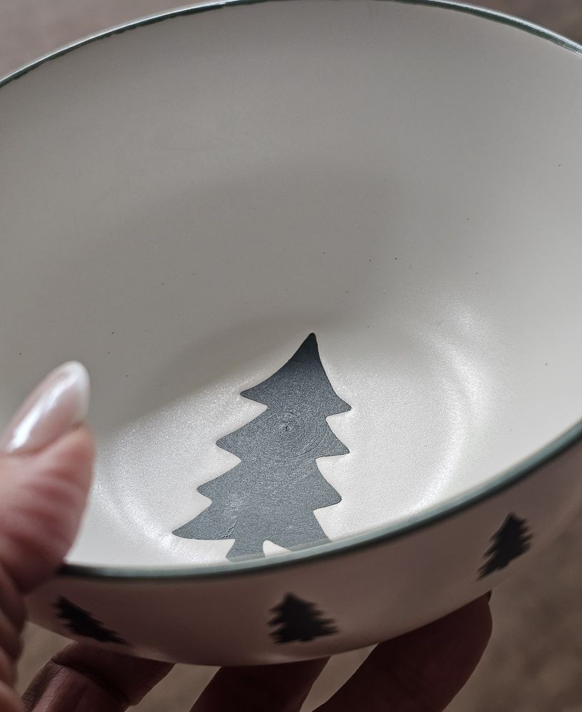 Bílá keramická miska s motivem stromků - Ø 16*7 cm / 500 ml Clayre & Eef Bílá keramická miska s motivem stromků - Ø 16*7 cm / 500 ml Clayre & Eef