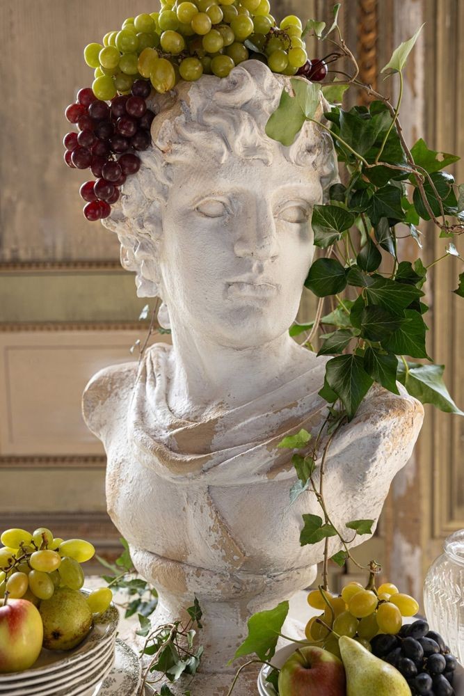 Béžový antik květináč busta Apollo Antiqou French - 49*31*78 cm J-Line by Jolipa Béžový antik květináč busta Apollo Antiqou French - 49*31*78 cm J-Line by Jolipa