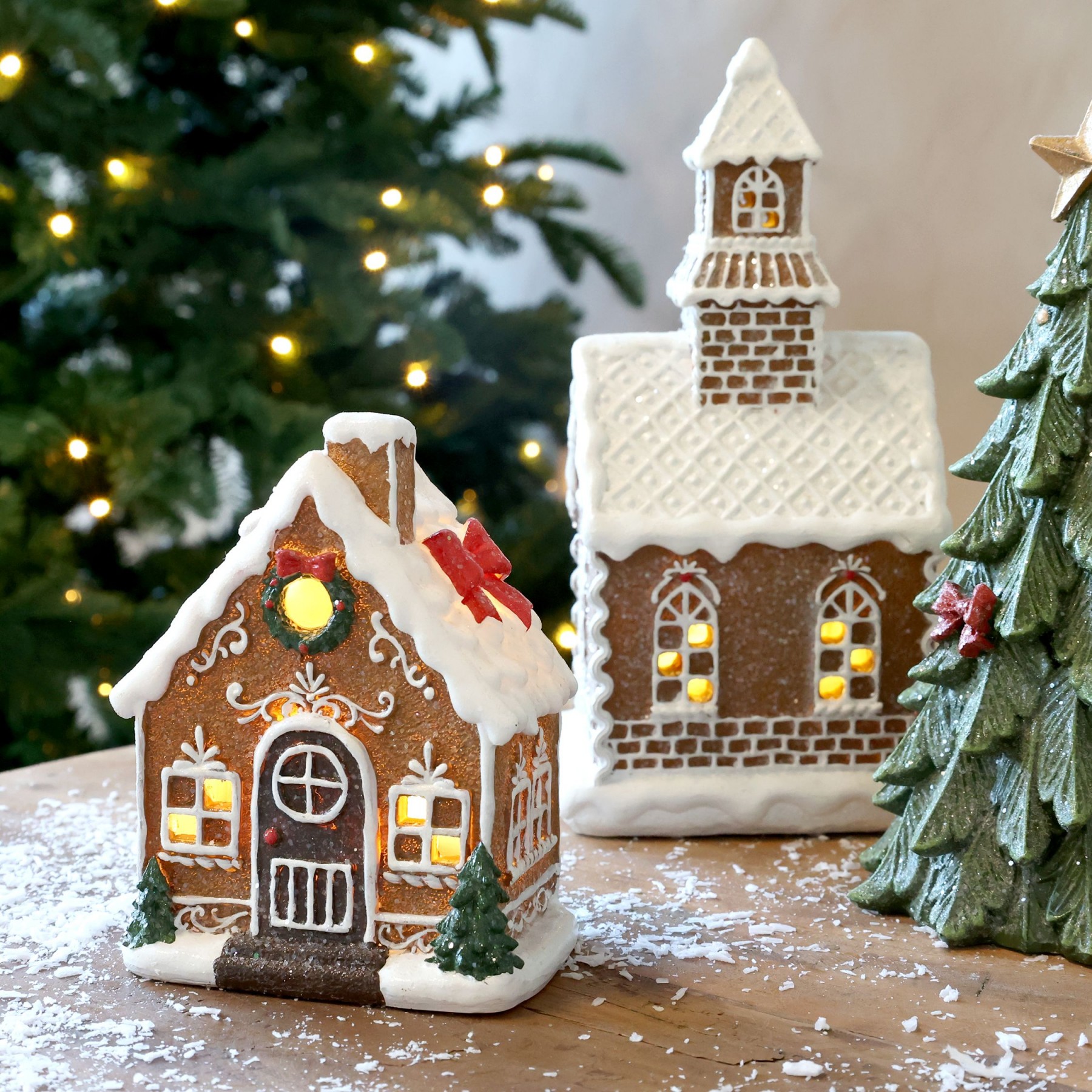 Perníkový domeček s LED světýlky Noël Gingerbread – 10*7*13 cm