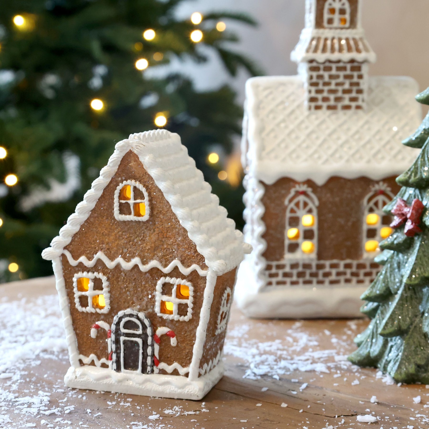 Perníková chaloupka Gingerbread Noël LED – 9,5*5*12,5 cm / 2xLR44