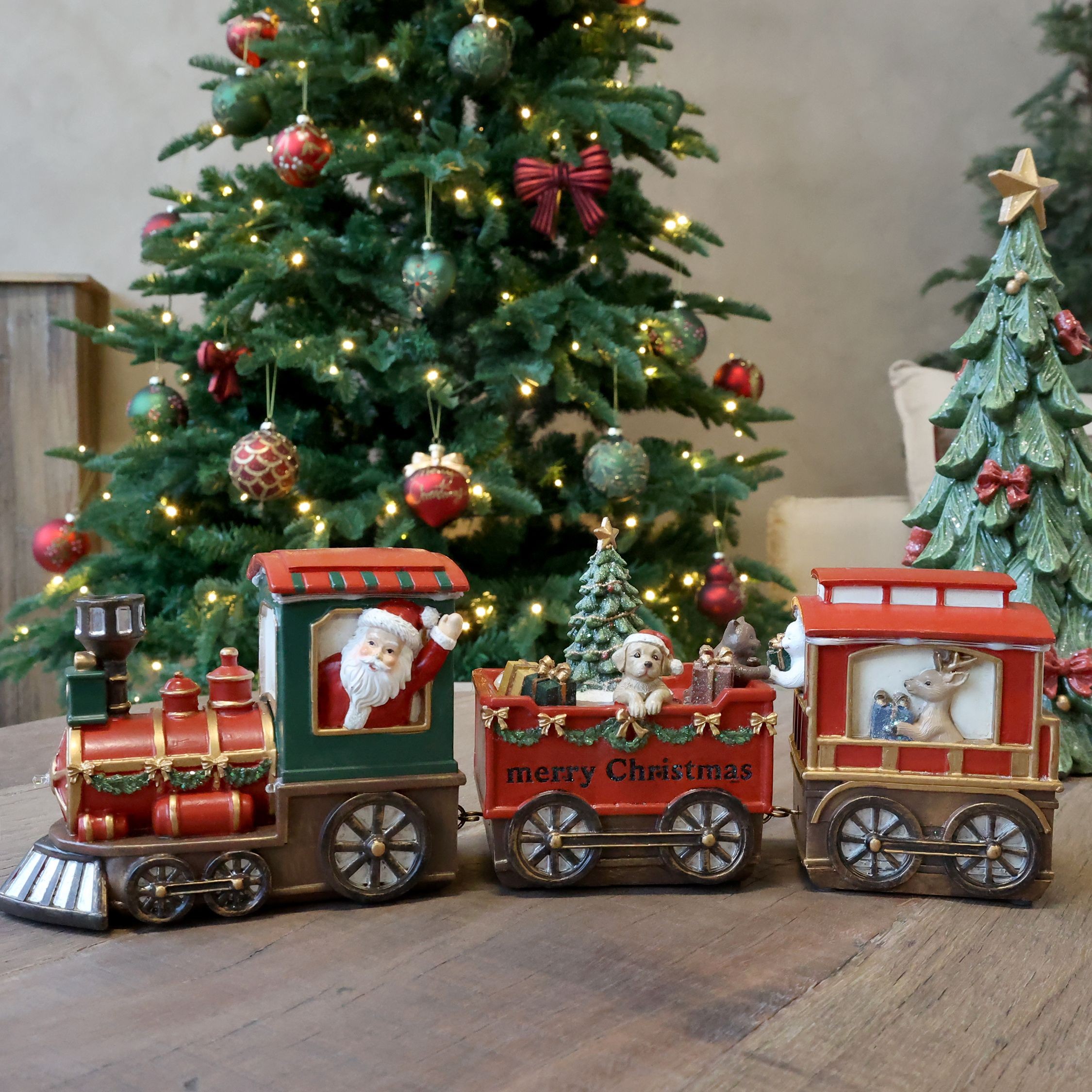 Vánoční vláček Noël se 2 vagóny a LED světýlky – 37*8*12 cm / 6xAA Chic Antique Vánoční vláček Noël se 2 vagóny a LED světýlky – 37*8*12 cm / 6xAA Chic Antique