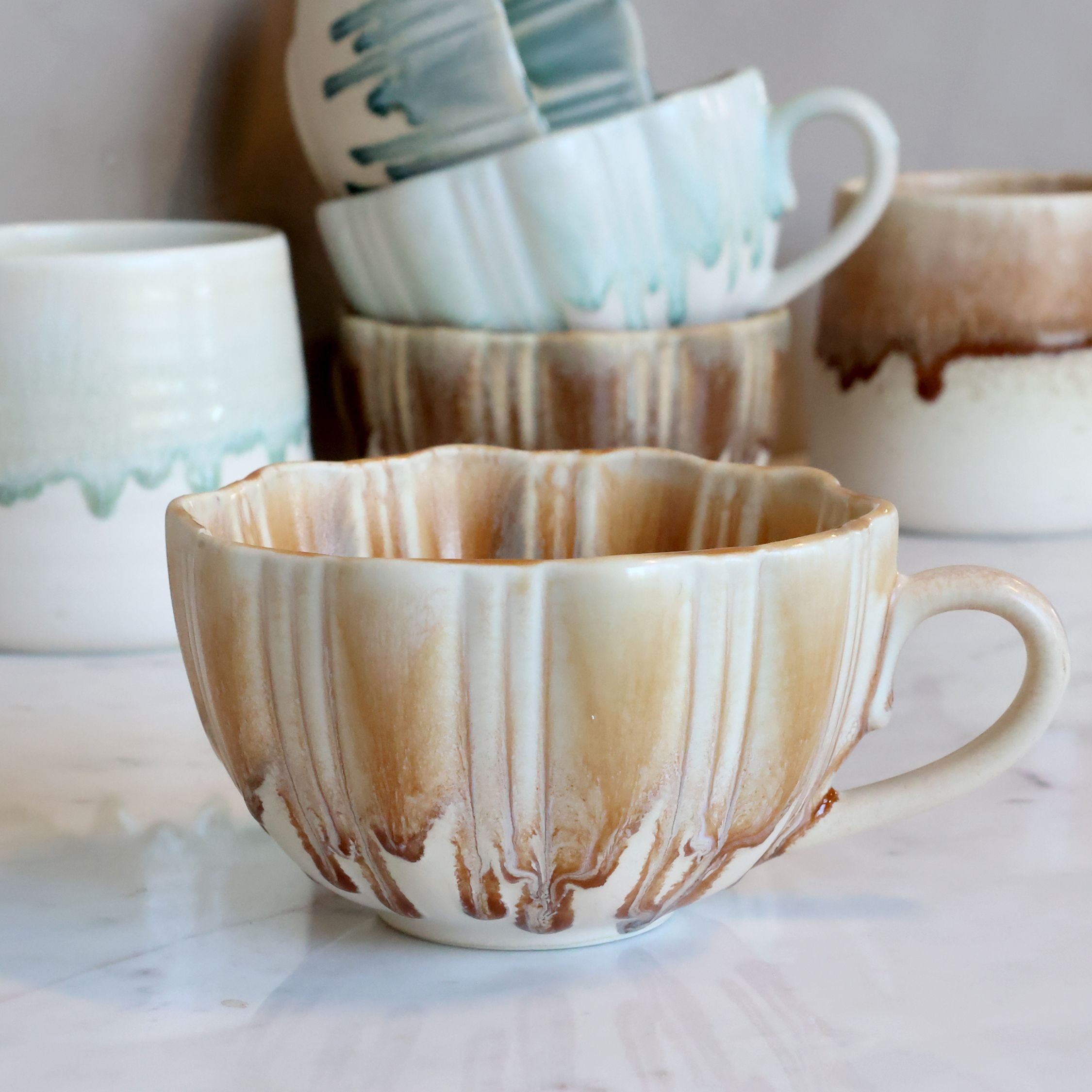 Porcelánový šálek se stékající glazurou New Bone China Latte – Ø 11*6,5 cm Chic Antique Porcelánový šálek se stékající glazurou New Bone China Latte – Ø 11*6,5 cm Chic Antique