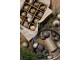 Mosazný antik kovový podnos s vzorem Chic Antique – Ø 28,5*1,5 cm Chic Antique