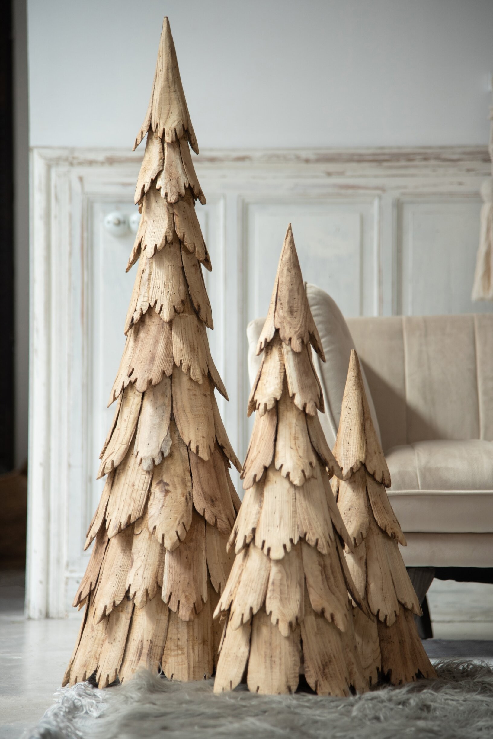 Přírodní vánoční dřevěný stromek z kousků dřeva Tree Wood – 23*23*58 cm J-Line by Jolipa Přírodní vánoční dřevěný stromek z kousků dřeva Tree Wood – 23*23*58 cm J-Line by Jolipa