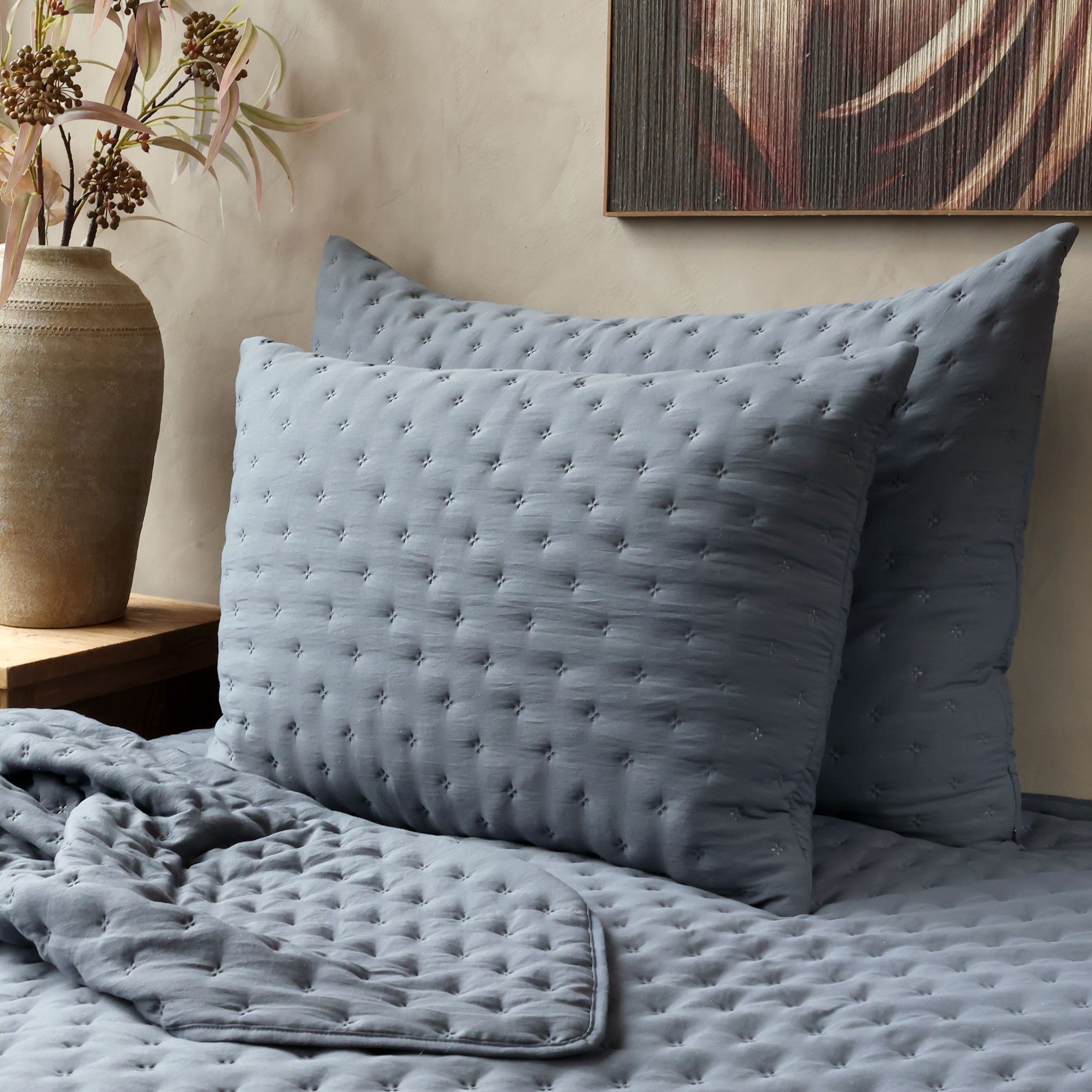 Měkký šedý povlak na polštář Aix Soft – 70*50 cm Chic Antique Měkký šedý povlak na polštář Aix Soft – 70*50 cm Chic Antique