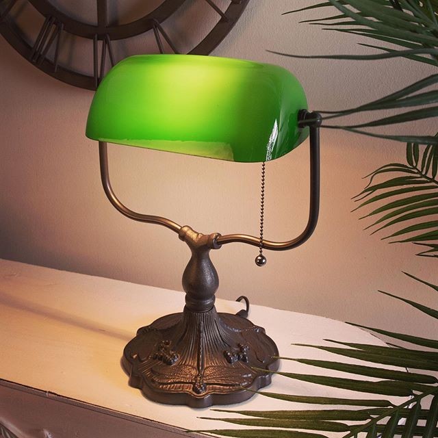 Zelená bankovní lampa tiffany Velves - 27*20*36 cm 1x E27 / max 60w Clayre & Eef Zelená bankovní lampa tiffany Velves - 27*20*36 cm 1x E27 / max 60w Clayre & Eef