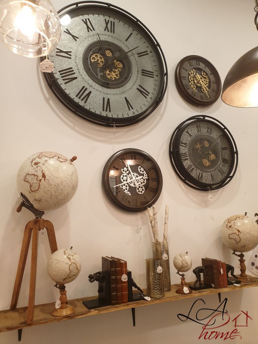 Dekorace glóbus na dřevěném podstavci Wond - Ø32*54cm J-Line by Jolipa Dekorace glóbus na dřevěném podstavci Wond - Ø32*54cm J-Line by Jolipa