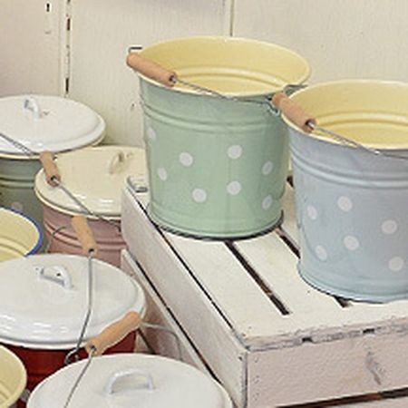 Modrý smaltovaný kyblík s puntíky Blue dot - Ø24*23cm - 6L Münder Email Modrý smaltovaný kyblík s puntíky Blue dot - Ø24*23cm - 6L Münder Email