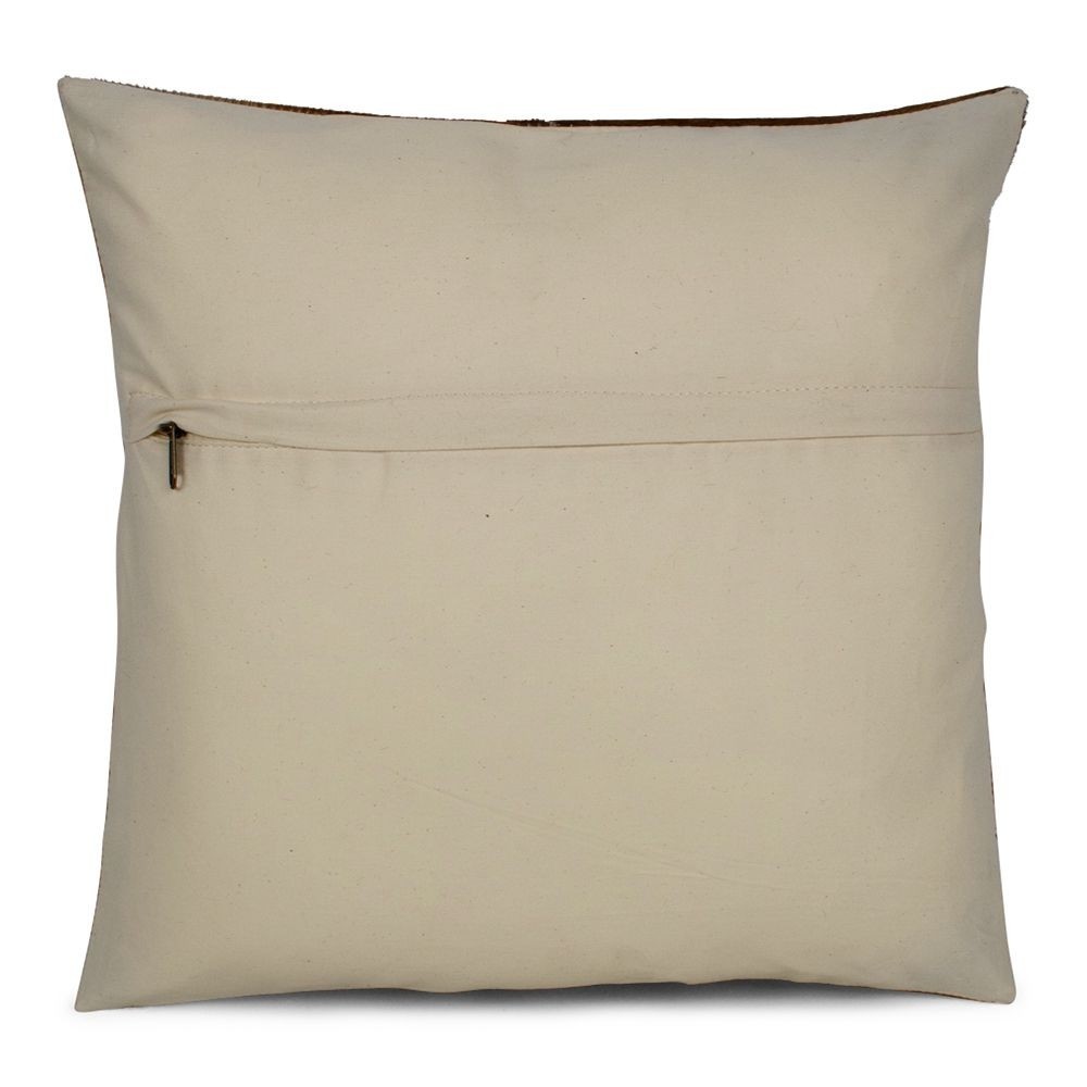 Hnědý kožený polštář s výrazným stehem Stitch Cow - 45*45*15cm Mars & More Hnědý kožený polštář s výrazným stehem Stitch Cow - 45*45*15cm Mars & More