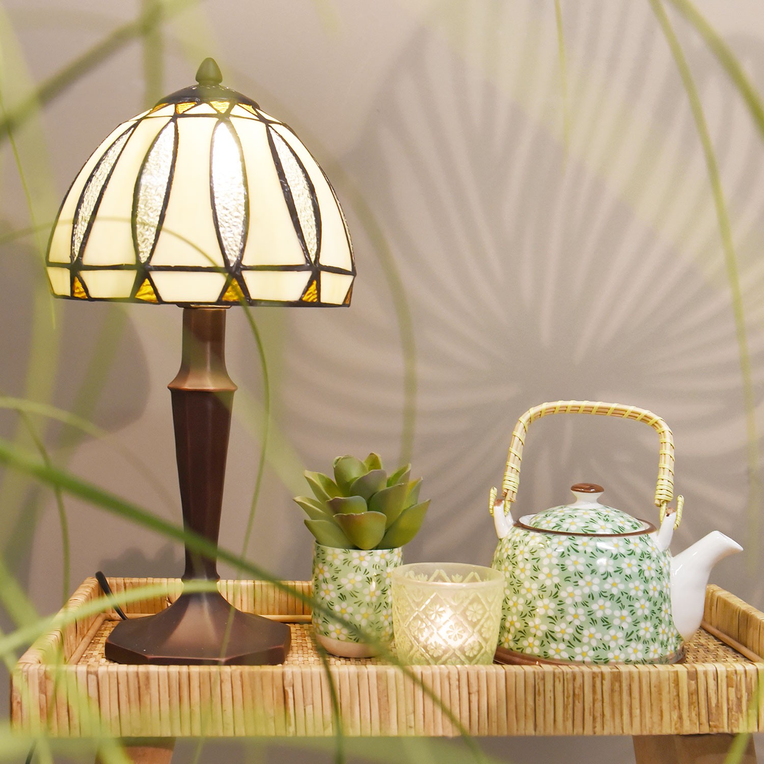 Stolní lampa Tiffany Oneida - Ø 19*40 cm E14/40W Clayre & Eef Stolní lampa Tiffany Oneida - Ø 19*40 cm E14/40W Clayre & Eef