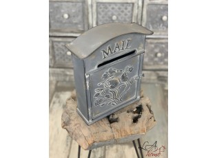 Šedá retro poštovní schránka Mail - 26*10*31 cm