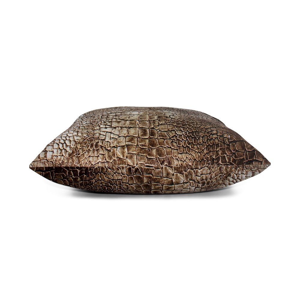 Hnědý sametový polštář s imitací krokodýlí kůže - 45*45*10cm Mars & More Hnědý sametový polštář s imitací krokodýlí kůže - 45*45*10cm Mars & More