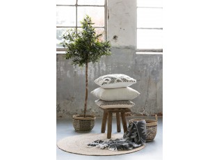 Bílo-černý polštář Udim s ornamenty a třásněmi - 45*45 cm