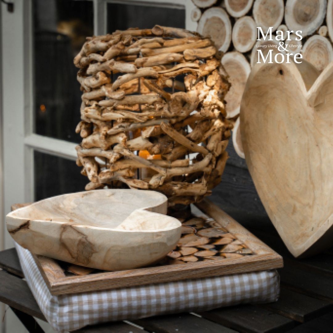 Podnos na nohy s motivem dřeva Fireplace wood - 43*33*7cm Mars & More Podnos na nohy s motivem dřeva Fireplace wood - 43*33*7cm Mars & More