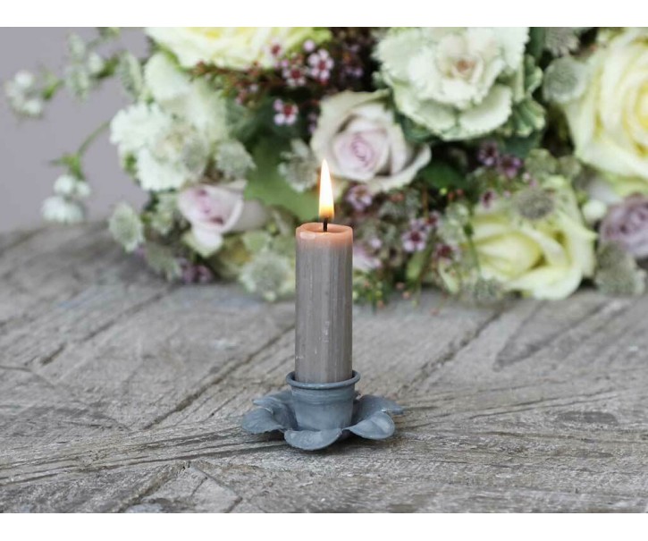 Zinkový antik svícen na úzkou svíčku Flower - Ø 6,5*2cm Chic Antique
